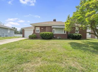 3491 Edison St, Trenton, MI 48183
