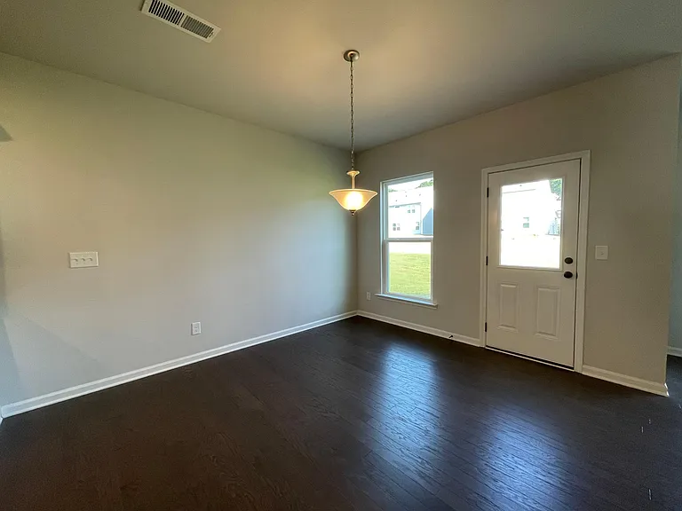 breakfast room
