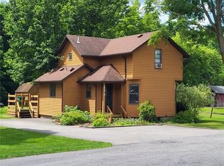 7853 Fowler St, Victor, NY 14564