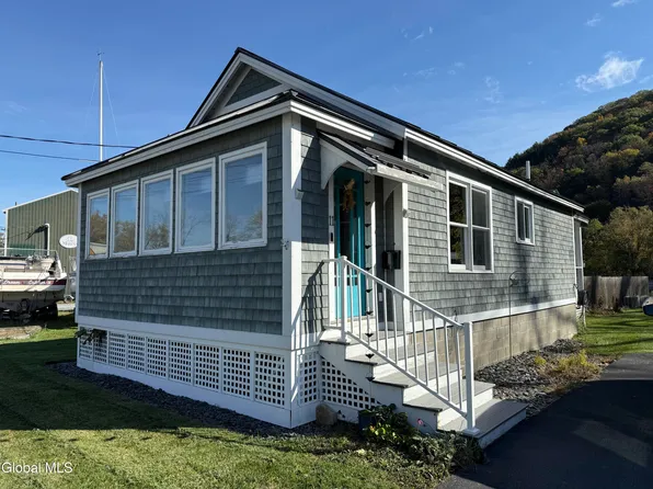 11 Main Street, Whitehall, NY 12887