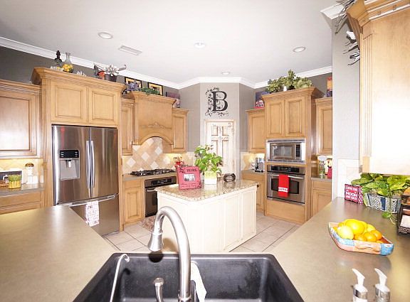 4th image of 6 La Promesa Cir
