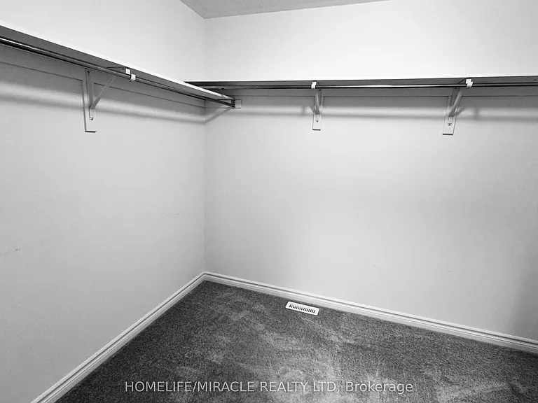 166 Seeley Ave — Photo 24