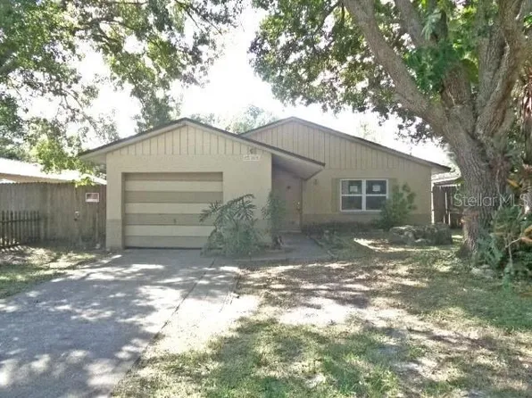 3712 135th Ave, Largo, FL 33771