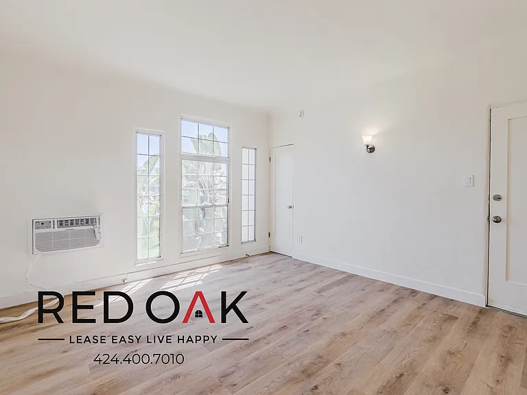 1274 S Mullen Ave #1272-1/4 — Photo 4