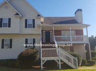 5762 Newnan Cir, Austell, GA