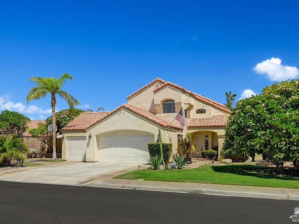 1st image of 78670 Villeta Dr