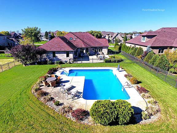 2nd image of 14811 S Helen Ln