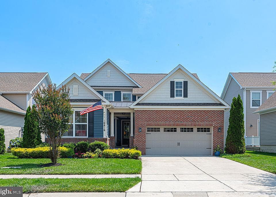 1st image of 16816 Bellevue Ct