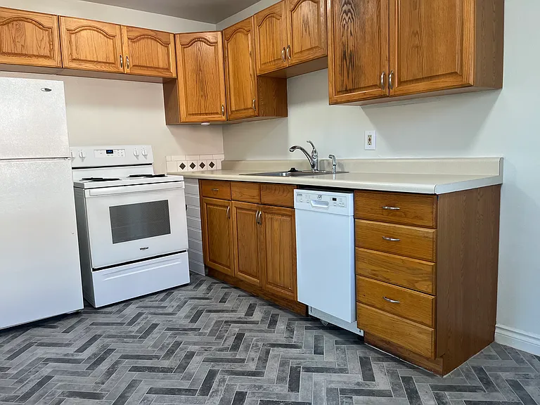 5615 Phinney Ave N #201 — Photo 6