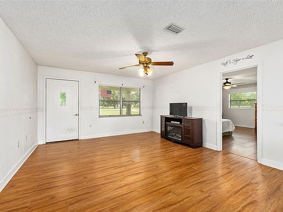 5th image of 7360 SW 15th Pl