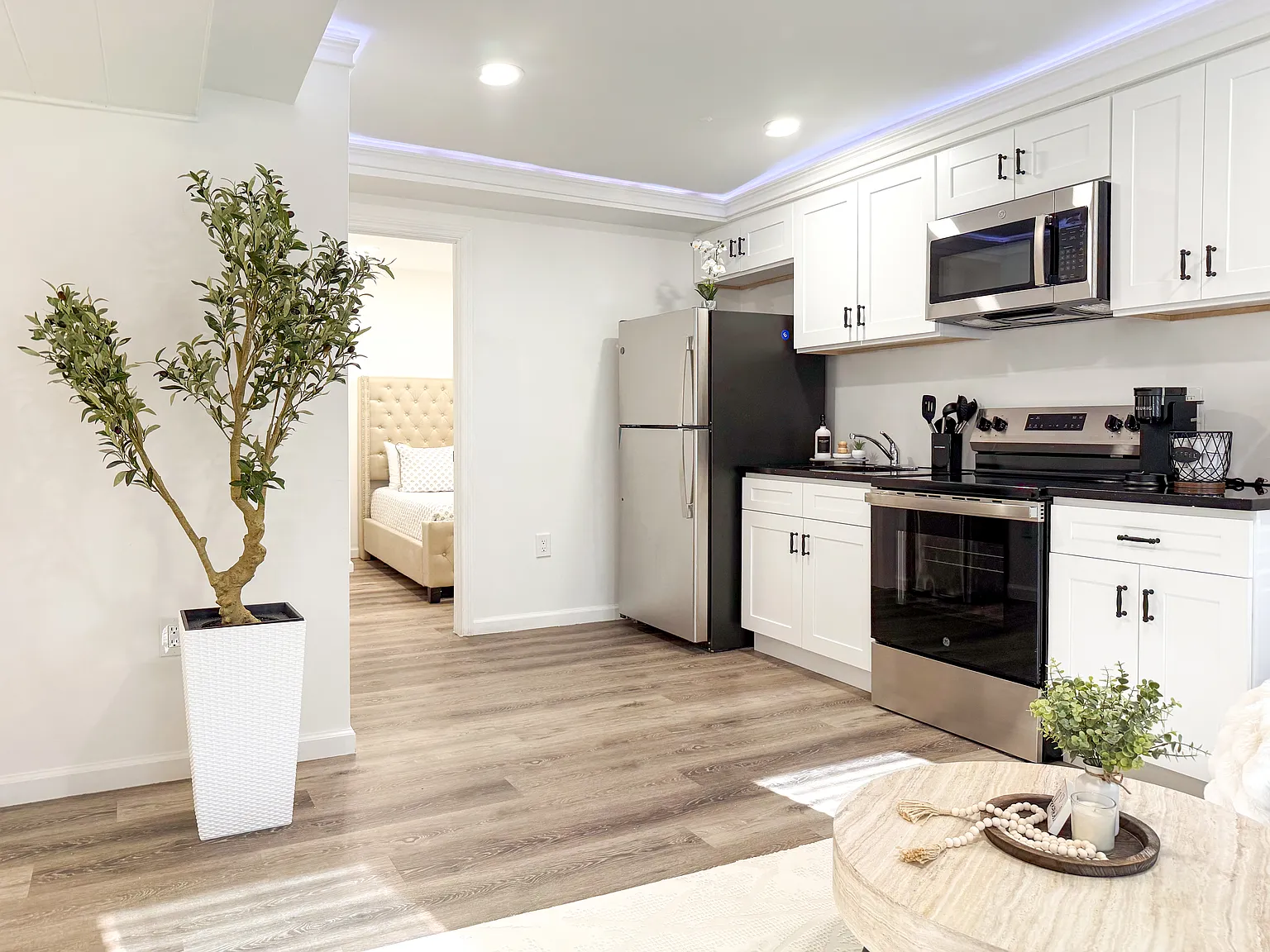 1 bed, 700 sqft, $2,495 — Photo 2