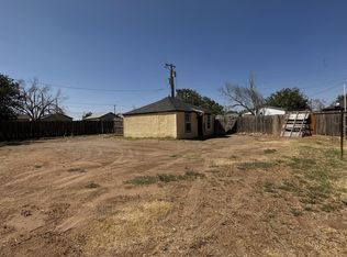 316 46th St #B, Lubbock, TX 79404