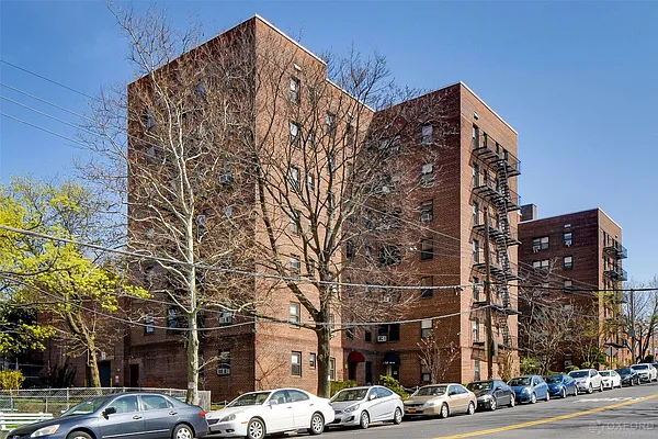 Sold by Oxford Property Group | media 27