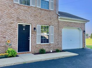385 Kenlee Cir, Bowling Green, KY 42101