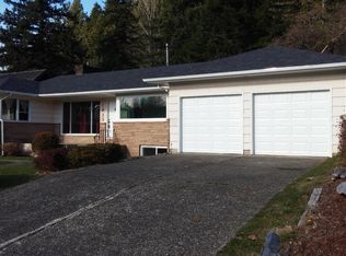 1933 Hawthorne Ave, Reedsport, OR 97467