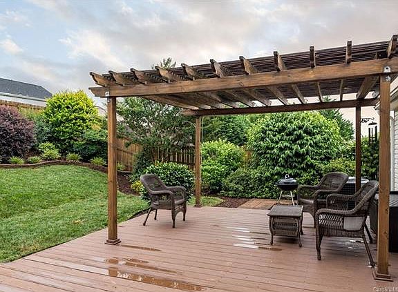 4th image of 6012 Grove Creek Ln #229