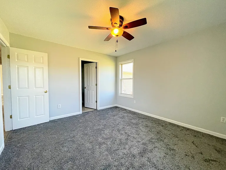 109 Tanner Ridge Cir — Photo 15
