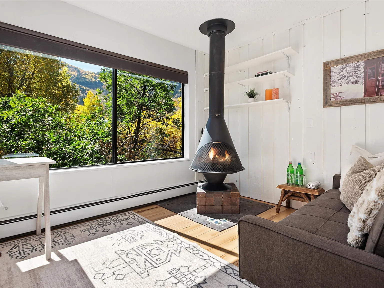 Studio, 350 sqft, $4,500 — Photo 3