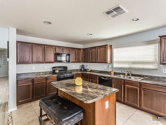 5th image of 20620 N Mac Neil Ct