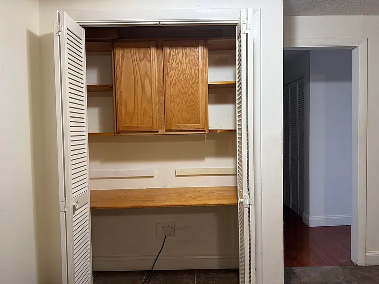 12 Tiffany Rd #3 — Photo 6