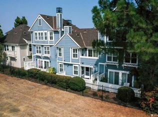 1033 Rudder Ln, Foster City, CA 94404