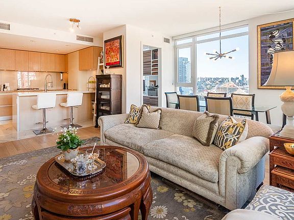 5th image of 1351 Continental St #808