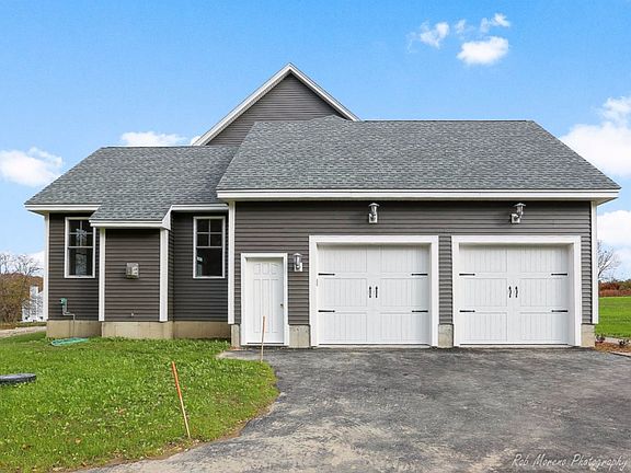3rd image of 15 Sullivans Ct