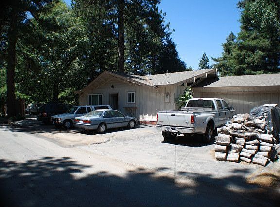 3rd image of 23086 Balsam Ln