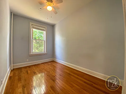 Rented by Realty 2000 Corp | media 26