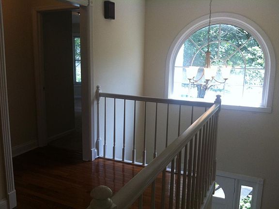 5th image of 661 Galata Dr