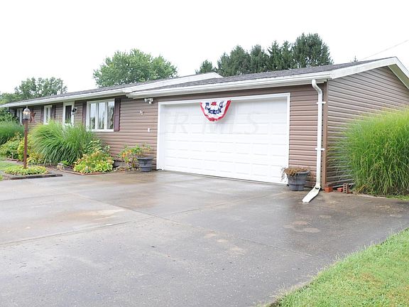 3rd image of 125 Bryan Dr