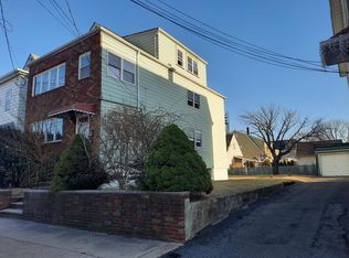 92 Lester St #1, Wallington, NJ 07057
