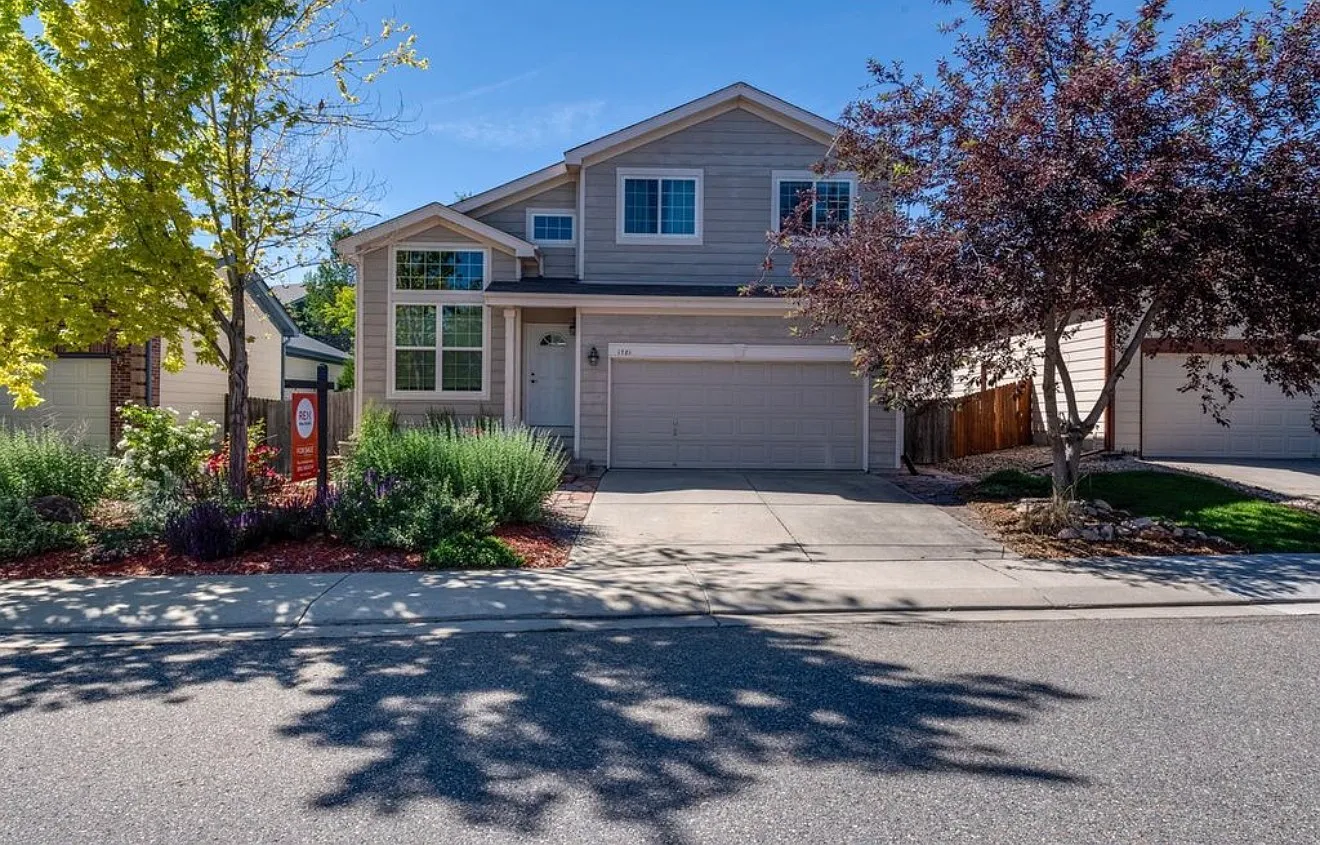 3 bed, 1824 sqft, $3,400 — Photo 1