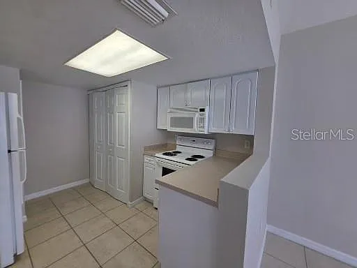 3 bed, 2.0 bath, 1811 sqft, $1,475 — Photo 2