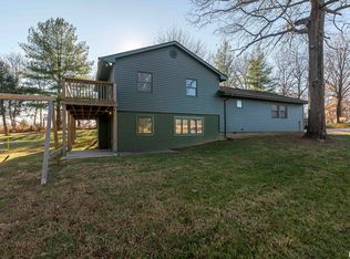 7636 Labrador Ln, Carbondale, IL 62902
