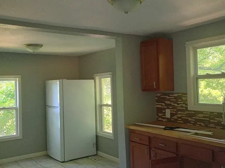 5303 Sawyer St — Photo 6