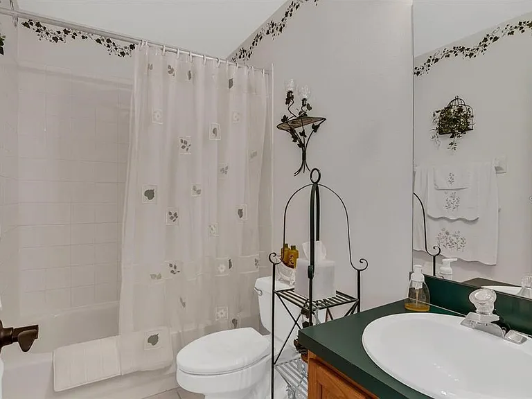 13903 Bluewater Cir — Photo 24