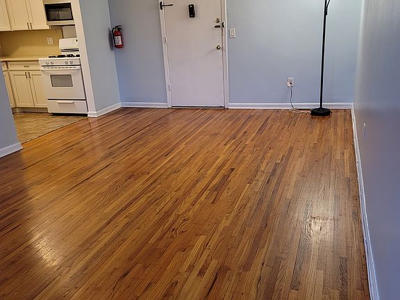 4th image of 605 Grove St APT D7