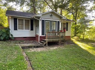 210 W Gordon St, Villa Rica, GA 30180