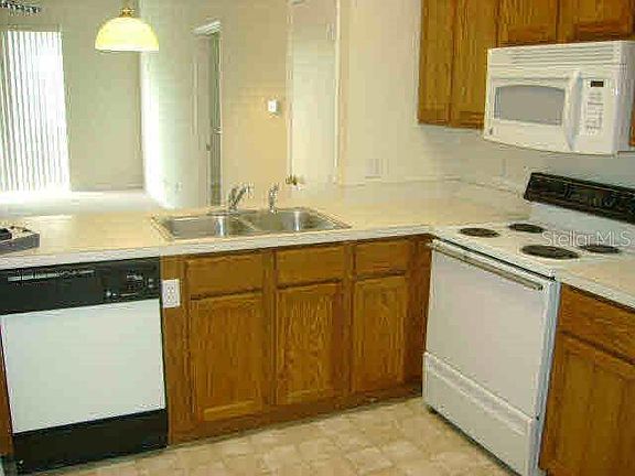 3rd image of 12705 Woodbury Glen Dr