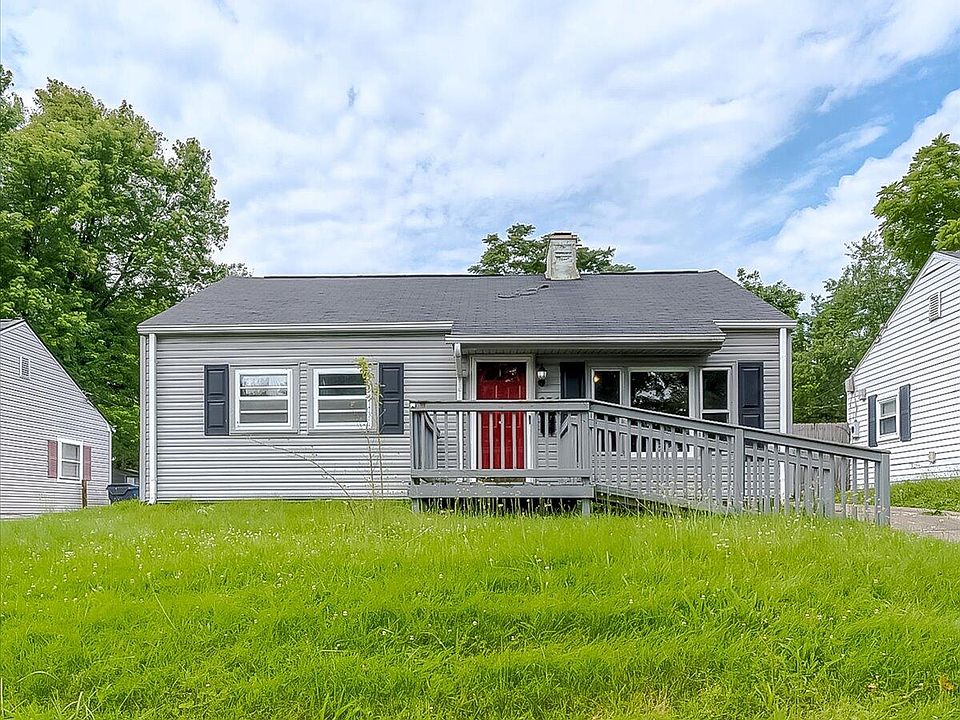 1st image of 634 Emerson Dr