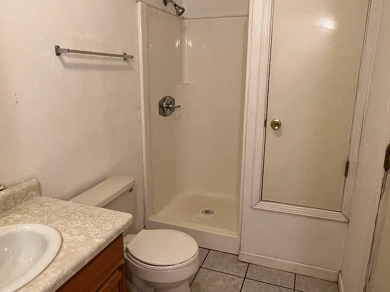 10976 E Burt Rd #B — Photo 6
