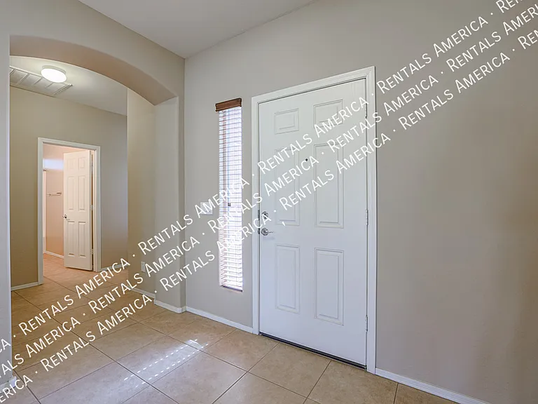 2954 E Coconino Dr — Photo 26
