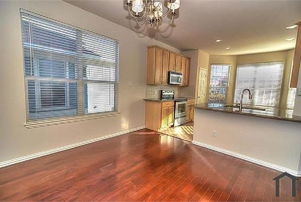 1st image of 9919 Birch Dr