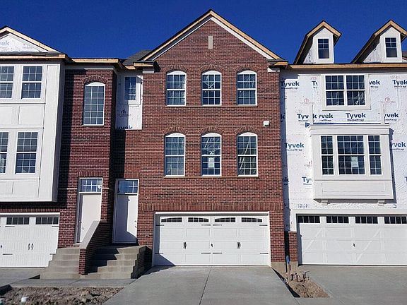 Located on 2202 in Pleasant Square in Schaumburg, IL