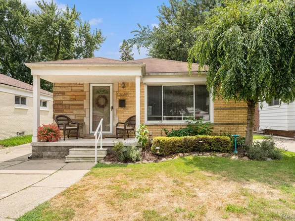 13661 Elgin St, Oak Park, MI 48237