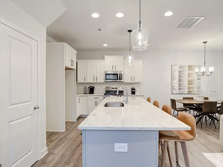 300 Conrad Ln #1 — Photo 8