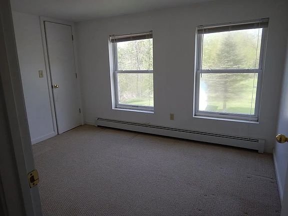 Bedroom 02