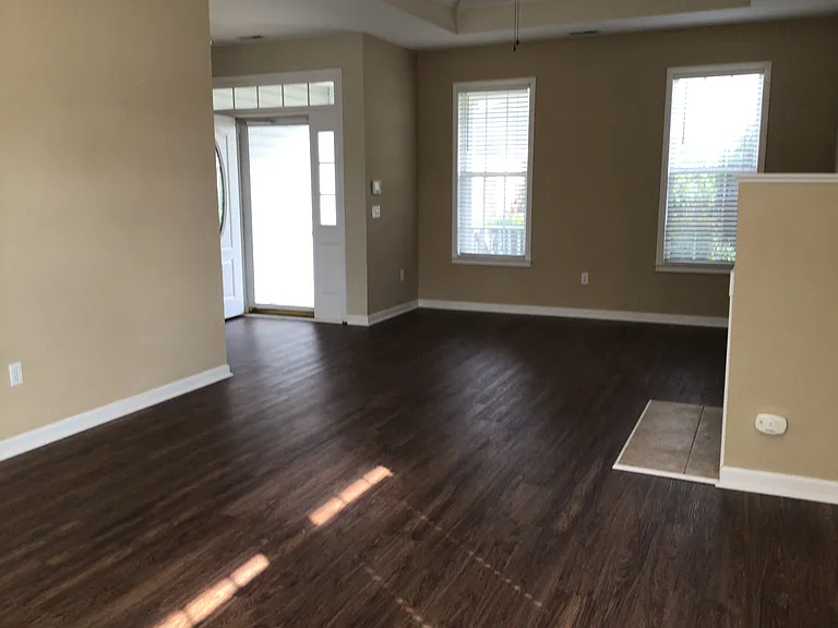 303 Stallion Rd — Photo 4