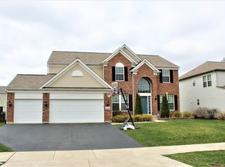 3515 Carlisle Ln, Carpentersville, IL 60110